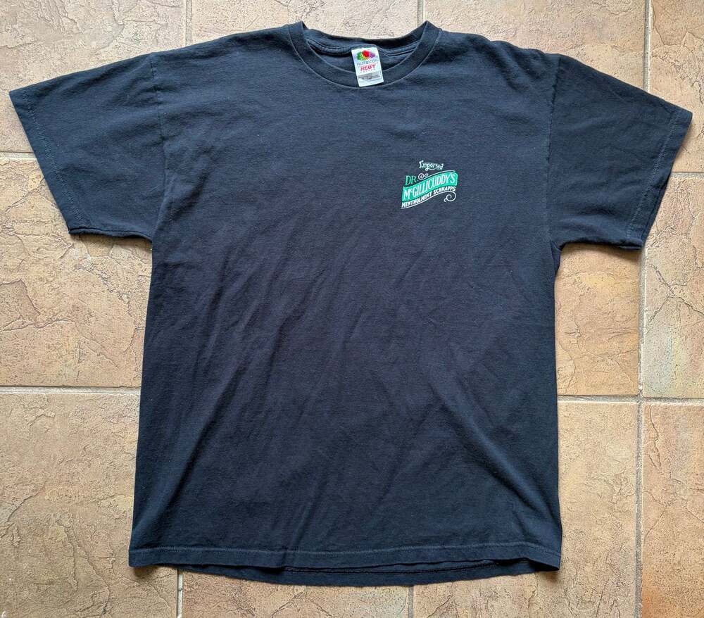 Vintage Dr McGillicuddy's Mentholmint Schnapps T Shirt XL Skeleton Black